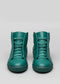 Paire de chaussures montantes V2 Emerald Green Floater sneakers à surface texturée, présentées sur un fond uni, vues de face.