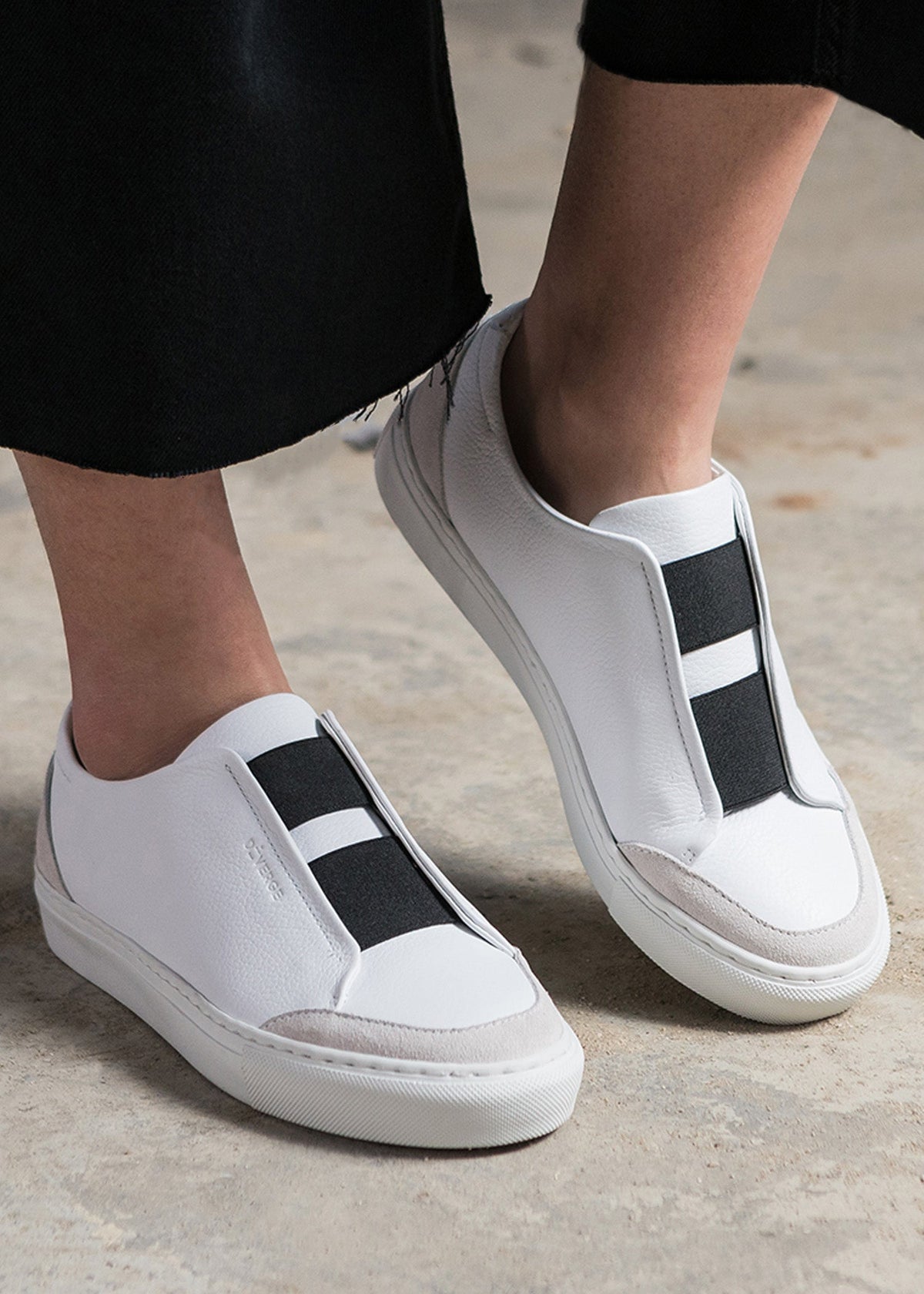Slip On White Canvas by DiVERGE Sneakers display picture 2