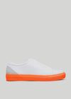 blanco y naranja cuero premium bajo sneakers en diseño limpio sideview